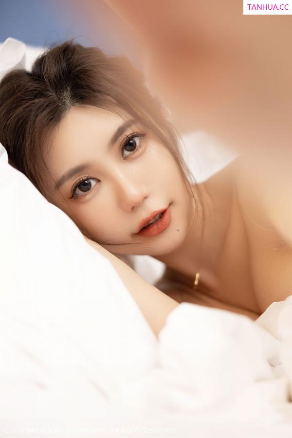 綺裡嘉 绮里嘉 [XiuRen]高清写真图 2022.04.29 No.4948 绮里嘉第5张图片
